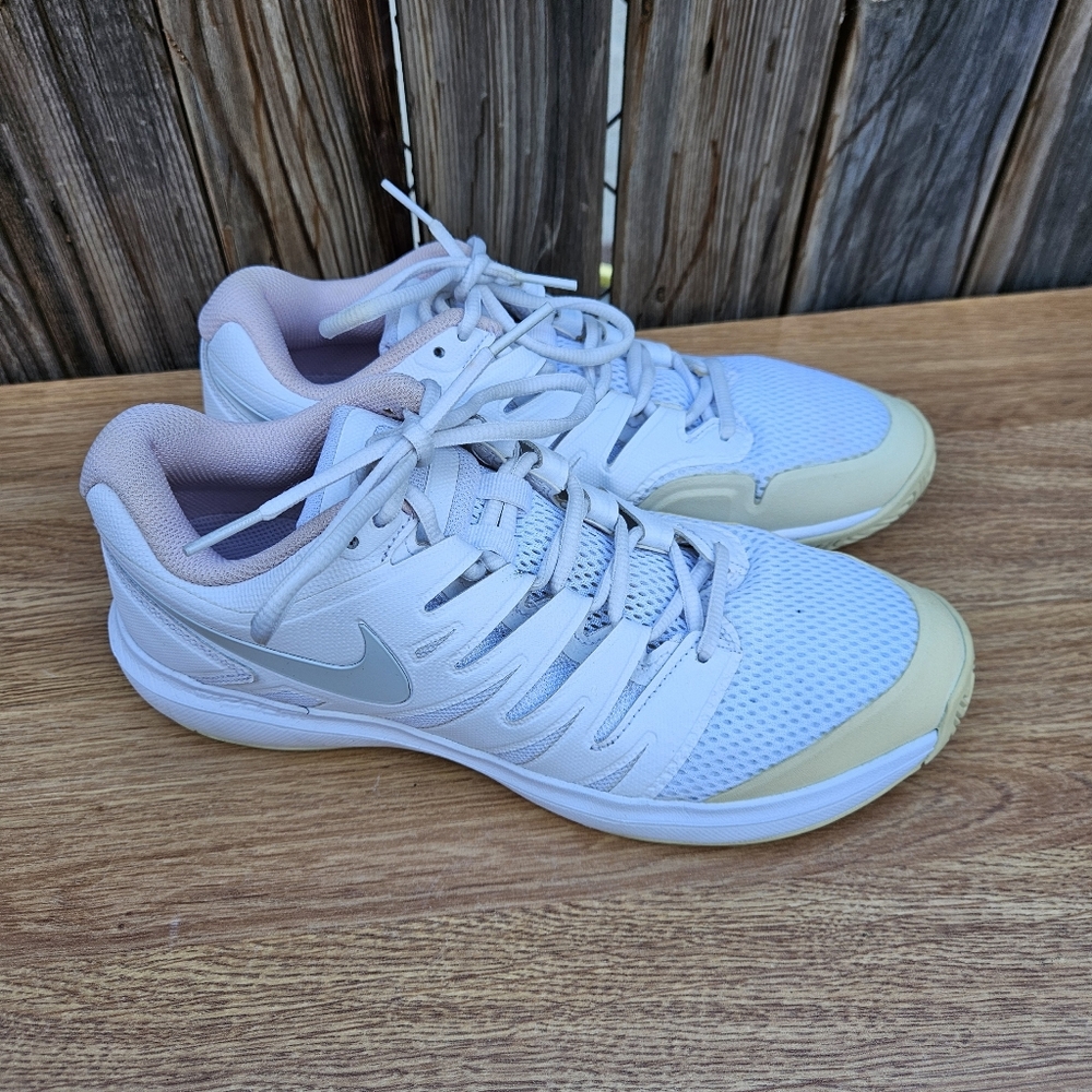 Nike White and Tan Sneakers Women Size 10 - Picture 10 of 16